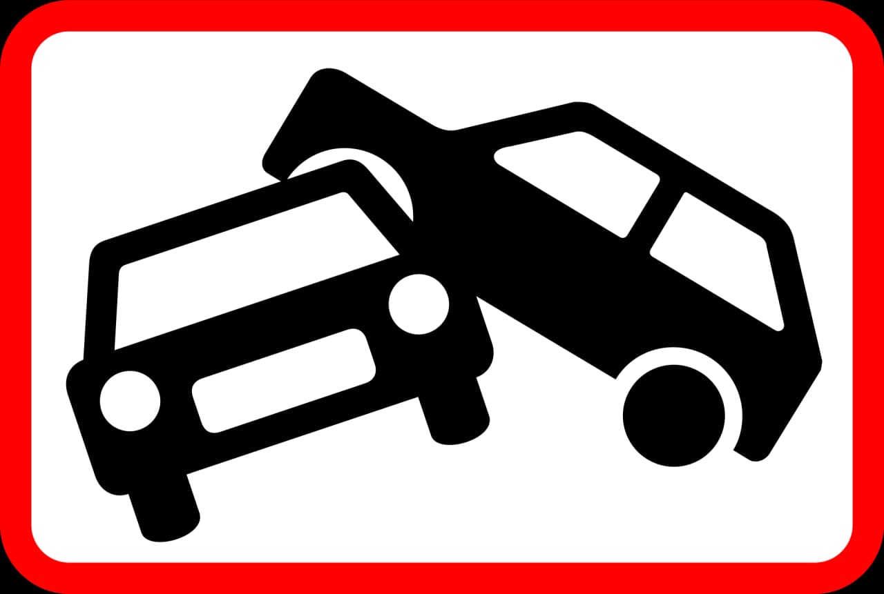 UA99 - Accident-prone intersection road sign