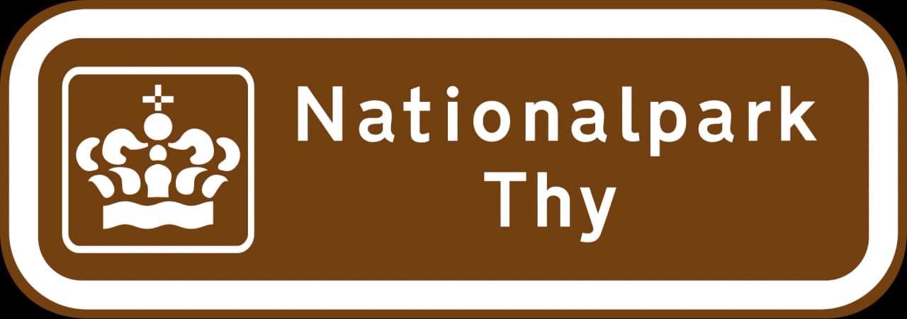 H49 - National park road sign