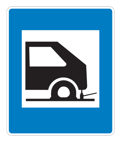 E03.31 - Tire Workshop road sign