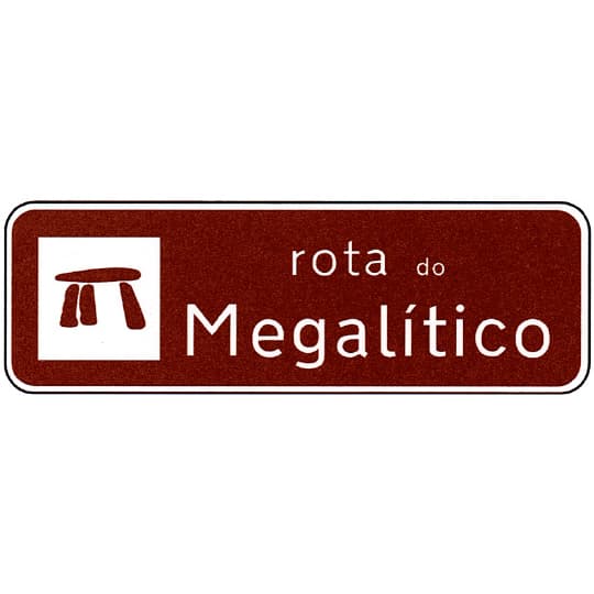 T4b - T4b - Dirección de circuito o ruta señal de tráfico