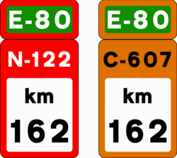 S-573 - Kilometer marker on the European route road sign