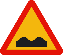 TP-15 - Uneven road road sign