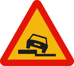 TP-30 - Side step road sign