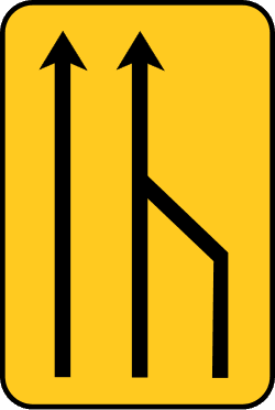 TS-52 - Convergence of a lane on the right (from 3 to 2) road sign