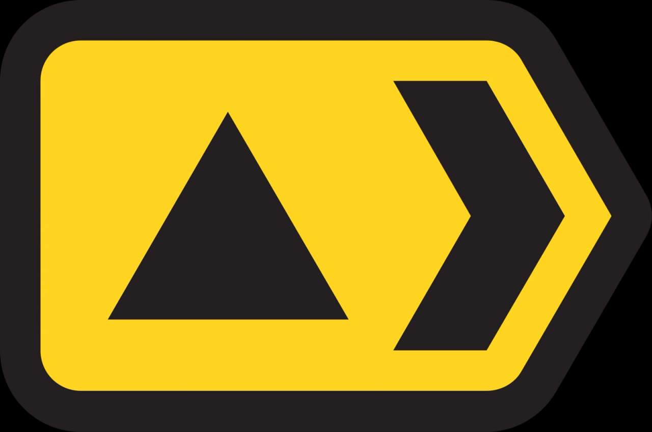 2704V - For triangle diversion, turn right road sign