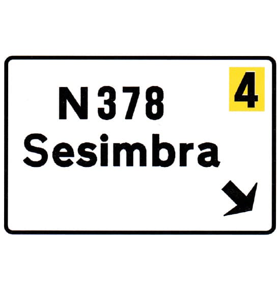 E2 - E2 - Çıkış Yönleri (Çıkış Hedefleri) trafik işareti